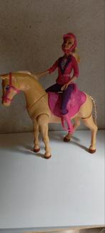 vintage barbie in rijkleding met paard, Ophalen of Verzenden, Zo goed als nieuw