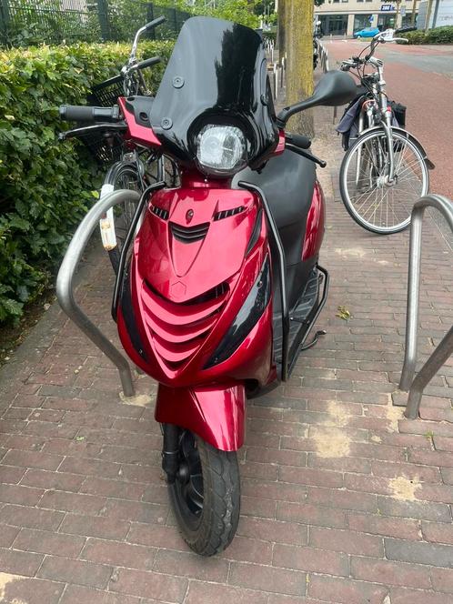 Piaggio zip 4t 50cc, Fietsen en Brommers, Scooters | Piaggio, Gebruikt, Zip, Maximaal 45 km/u, Benzine, Ophalen