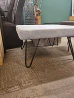 Hocker Breedte 82cm hoogte 45cm, Ophalen, ., Zo goed als nieuw, .