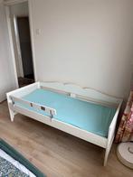 Peuterbed IKEA met matras en lattenbodem, Ophalen, 70 tot 85 cm, Zo goed als nieuw, Lattenbodem