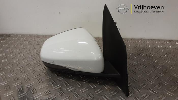 Buitenspiegel rechts van een Opel Karl (Karl 15-), Auto-onderdelen, Spiegels, Opel, Gebruikt, 3 maanden garantie, Ophalen of Verzenden