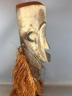 250917 Mooi Afrikaans Fang masker met raffia baard uit Gabon, Ophalen of Verzenden