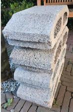 4 beton broodjes - gratis afhalen, Doe-het-zelf en Verbouw, Vloerdelen en Plavuizen, Ophalen, 30 cm of meer, Gebruikt, Steen of Klei