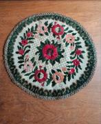 Vintage Geborduurd rond kleedje group muylle belgium, Ophalen of Verzenden