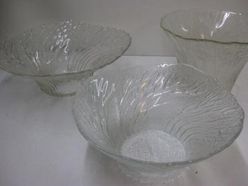 pertti kallioinen schalen 31,5 /25 en 24,5 cm dia (67) beschikbaar voor biedingen