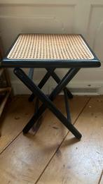 rotan krukje, Ophalen, Zo goed als nieuw, Vierkant, Minder dan 55 cm