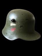 Duits/Bulgaarse m17 stahlhelm, Ophalen of Verzenden, Duitsland