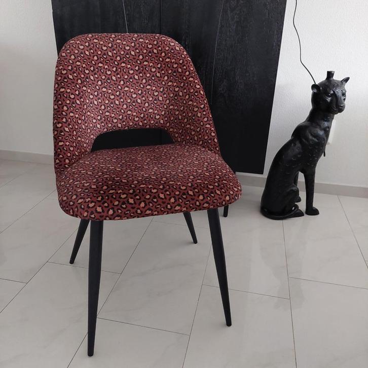 1 Eetkamerstoel Leopard print Kwantum, Huis en Inrichting, Stoelen, Zo goed als nieuw, Eén, Overige kleuren, Ophalen
