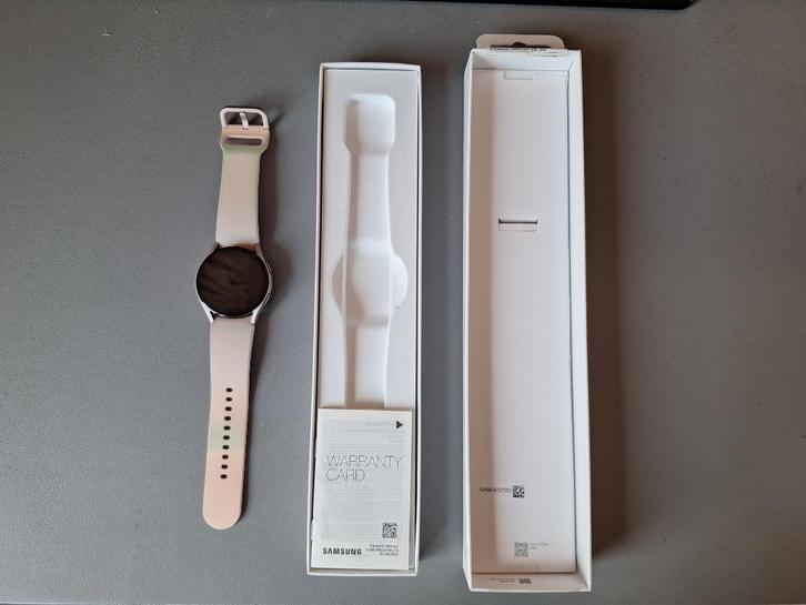Samsung Galaxy Watch 5, Sieraden, Tassen en Uiterlijk, Smartwatches, Gebruikt, Android, Roze, Afstand, Calorieverbanding, Conditie