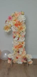 1 jaar bloemen standaard, Huis en Inrichting, Woonaccessoires | Zuilen en Pilaren, Ophalen, Zo goed als nieuw