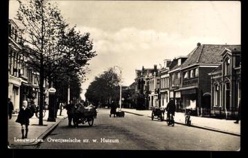 Huizum bij Leeuwarden (Fr.), Overijsselsche Straatweg  1944 beschikbaar voor biedingen