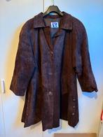 Langere suede jas, Ophalen of Verzenden, Zo goed als nieuw, Maat 38/40 (M), Beige