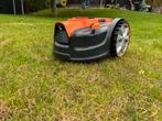 Robotmaaier  lawn master zonder begeleidingsdraad, Tuin en Terras, Ophalen, Minder dan 30 cm
