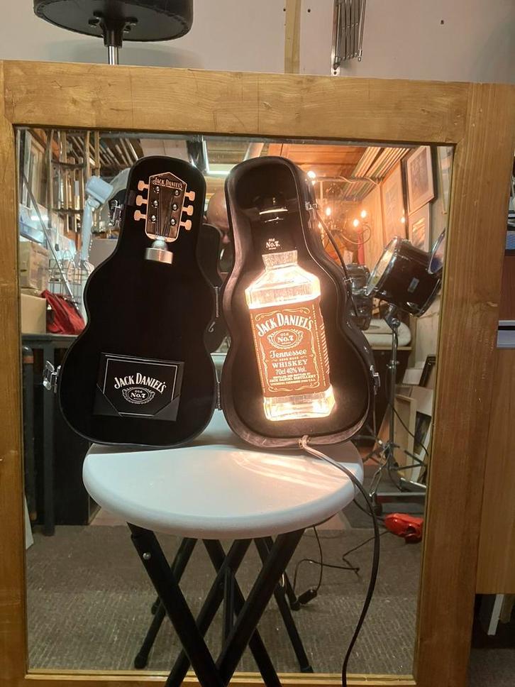 Jack Daniels gitaarkoffer lamp, Verzamelen, Merken en Reclamevoorwerpen, Nieuw, Overige typen, Ophalen of Verzenden
