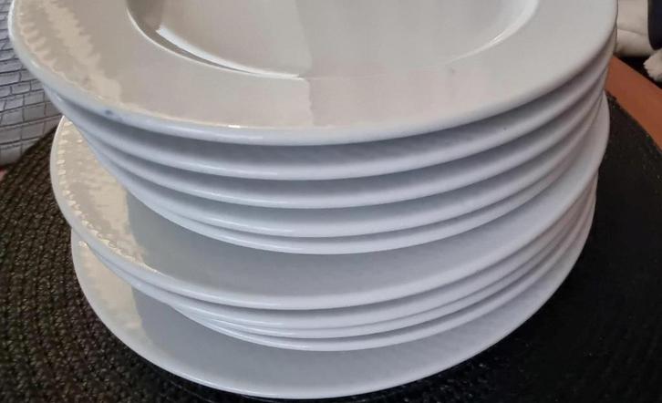 stapel borden Hutschenreuther Hotel porselein, Huis en Inrichting, Keuken | Servies, Zo goed als nieuw, Bord(en), Overige stijlen
