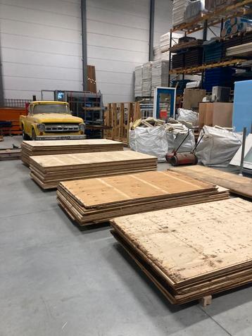Underlayment | platen | hout | gebruikt | nieuw  beschikbaar voor biedingen