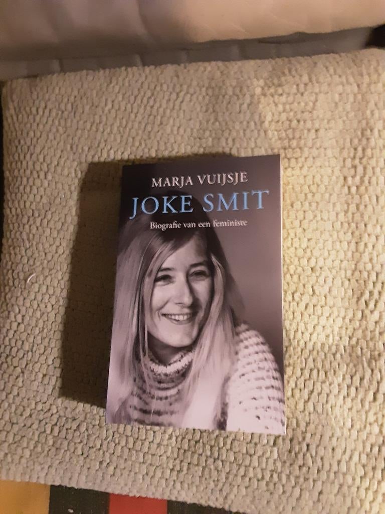 Marja Vuijsje-----Joke Smit biografie, Marja Vuijsje, Ophalen of Verzenden, Politiek, Zo goed als nieuw