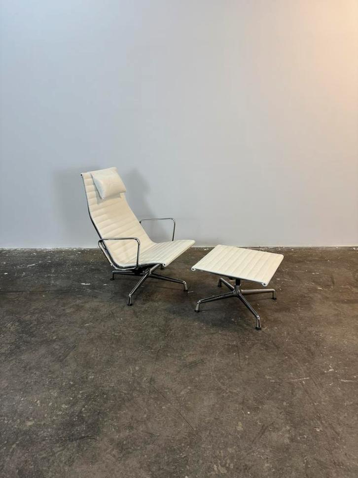 Vitra EA124 fauteuil + EA125 hocker wit leer/chroom, Antiek en Kunst, Antiek | Kantoor en Zakelijk, Ophalen