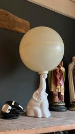Olifant lamp porselein met bol, Ophalen of Verzenden