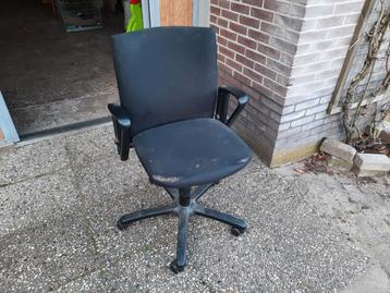 Comforto bureaustoel zwart beschikbaar voor biedingen