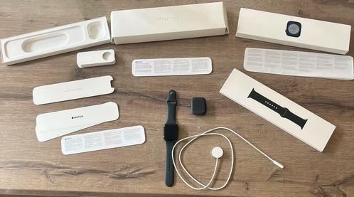 Apple watch 8 || volledig pakket || goede staat!, Sieraden, Tassen en Uiterlijk, Smartwatches, Zo goed als nieuw, iOS, Zwart, Ophalen