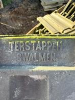 Terstappen Swalmen dakpannen, Doe-het-zelf en Verbouw, Ophalen, 15 m² of meer, Dakpannen, Overige kleuren