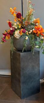 grote pilaar met pot, Huis en Inrichting, Woonaccessoires | Zuilen en Pilaren, Ophalen, Zo goed als nieuw