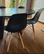 4 Lookalike Vitra Eames Stoelen - Zeer Goed!, Huis en Inrichting, Ophalen, Kunststof, Zwart, Zo goed als nieuw