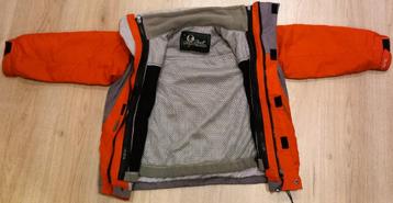 'Peak' meisjes tussen- en winterjas, Mt S €15 (GarZdr.ZK-13) beschikbaar voor biedingen