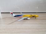 JC Wings 1:400 Malaysia Airlines 'Harimau Malaya' Livery, Ophalen of Verzenden, Zo goed als nieuw, Schaalmodel