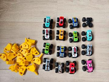 Monster Trucks stuntauto's (15 stuks met lanceersleutel) beschikbaar voor biedingen