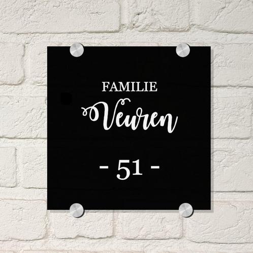 Cadeutip? Deurbordje familienaam met huisnummer, Huis en Inrichting, Woonaccessoires | Tekstborden en Spreuken, Nieuw, Ophalen of Verzenden
