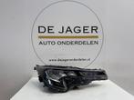TOYOTA COROLLA LED KOPLAMP RECHTS 81110-02S60 2018-, Ophalen of Verzenden, Gebruikt, Toyota