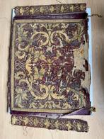 Eeuwenoud fragment wandtapijt, Antiek en Kunst, Ophalen of Verzenden