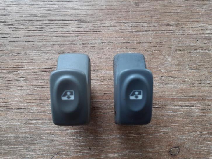RENAULT TWINGO - 2x RAAMSCHAKELAAR - Voor Bouwjaar 1993-2007, Auto-onderdelen, Elektronica en Kabels, Renault, Gebruikt, Verzenden