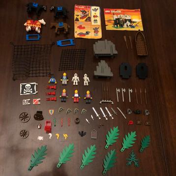 Lego classic ridders en piraten beschikbaar voor biedingen