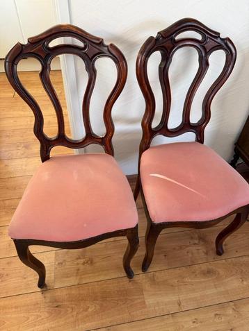 Antieke Stoelen Hout met Nagels beschikbaar voor biedingen