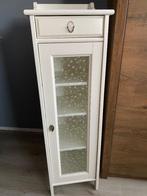 Wit/crème kastje met glazen deurtje met make up spiegel, Huis en Inrichting, Ophalen, Zo goed als nieuw