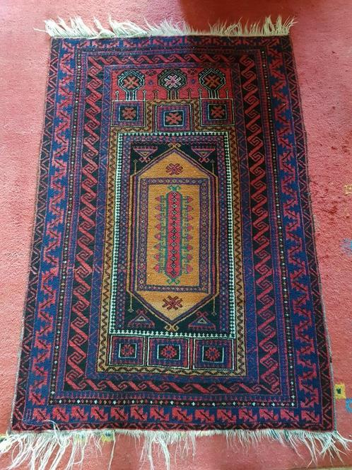 Mooi antiek handgeknoopt Perzisch tapijt uit Iran 93-136 cm., Antiek en Kunst, Antiek | Kleden en Textiel, Ophalen of Verzenden