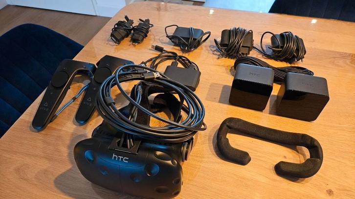 HTC Vive | Compleet & in originele verpakking, Spelcomputers en Games, Virtual Reality, Zo goed als nieuw, Pc, VR-bril, Ophalen
