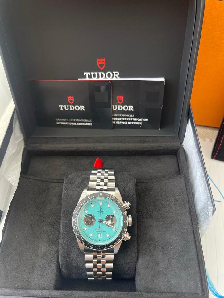 Tudor Black Bay Chrono Flamingo Blue ONGEDRAGEN/FULL STICKER, Sieraden, Tassen en Uiterlijk, Horloges | Heren, Nieuw, Polshorloge