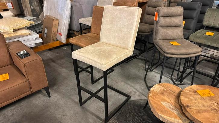 4 luxe barkukken microleder taupe/beige. 75 cm zithoogte, Huis en Inrichting, Barkrukken, Nieuw, 60 tot 90 cm, Leer, Metaal, 4 krukken