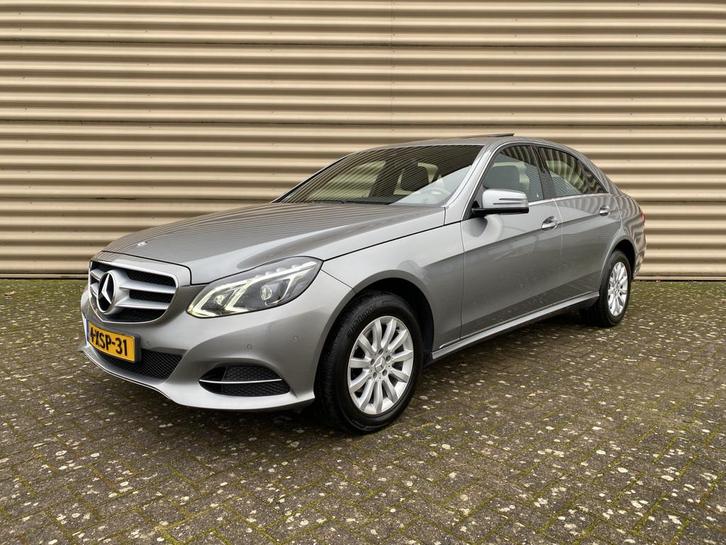 Mercedes-Benz E-Klasse 200 Ambition Avantgarde [ pano schuif, Auto's, Mercedes-Benz, Bedrijf, Te koop, E-Klasse, ABS, Airbags