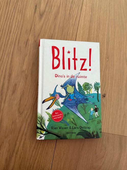 Rian Visser - Dino's in de ruimte, Boeken, Kinderboeken | Jeugd | onder 10 jaar, Zo goed als nieuw, Ophalen of Verzenden