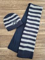 Fleece muts en sjaal.  Setje als nieuw!, Kinderen en Baby's, Kinderkleding | Mutsen, Sjaals en Handschoenen, Ophalen of Verzenden