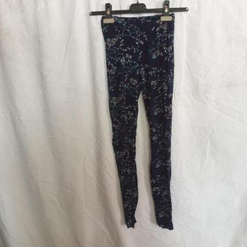 Leuke meiden legging, donkerblauw, vogeltjes. Mt 134.The New beschikbaar voor biedingen