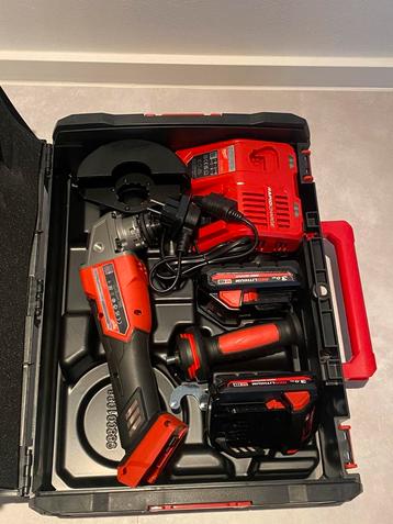 Milwaukee M18 FSAGF125XB-0XHaakse SlijperIncl2x 3.0Ah accu’s beschikbaar voor biedingen