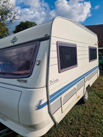 Super mooie hobby de luxe 400  beschikbaar voor biedingen