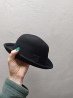 Zwart bol hoedje, 56 of 57 cm (M, 7 of 7⅛ inch), Ophalen of Verzenden, Hoed, Zo goed als nieuw