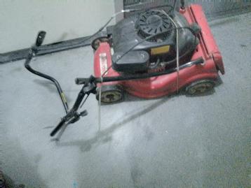 grasmaaier  beschikbaar voor biedingen